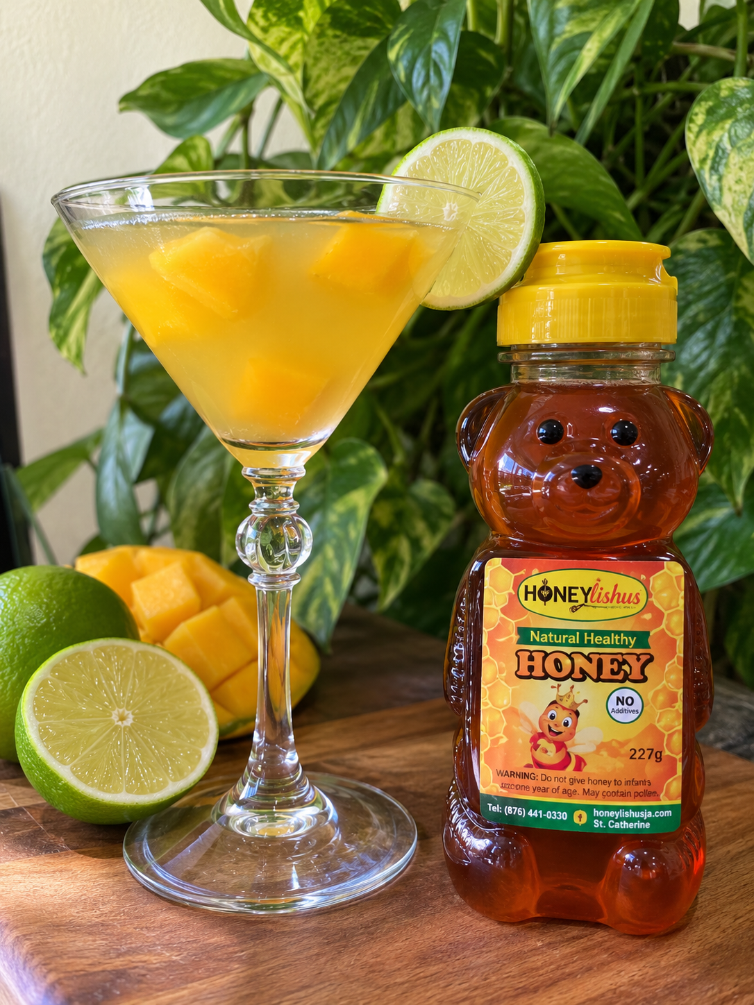 Mango honey martini with citrus made with Honeylishus